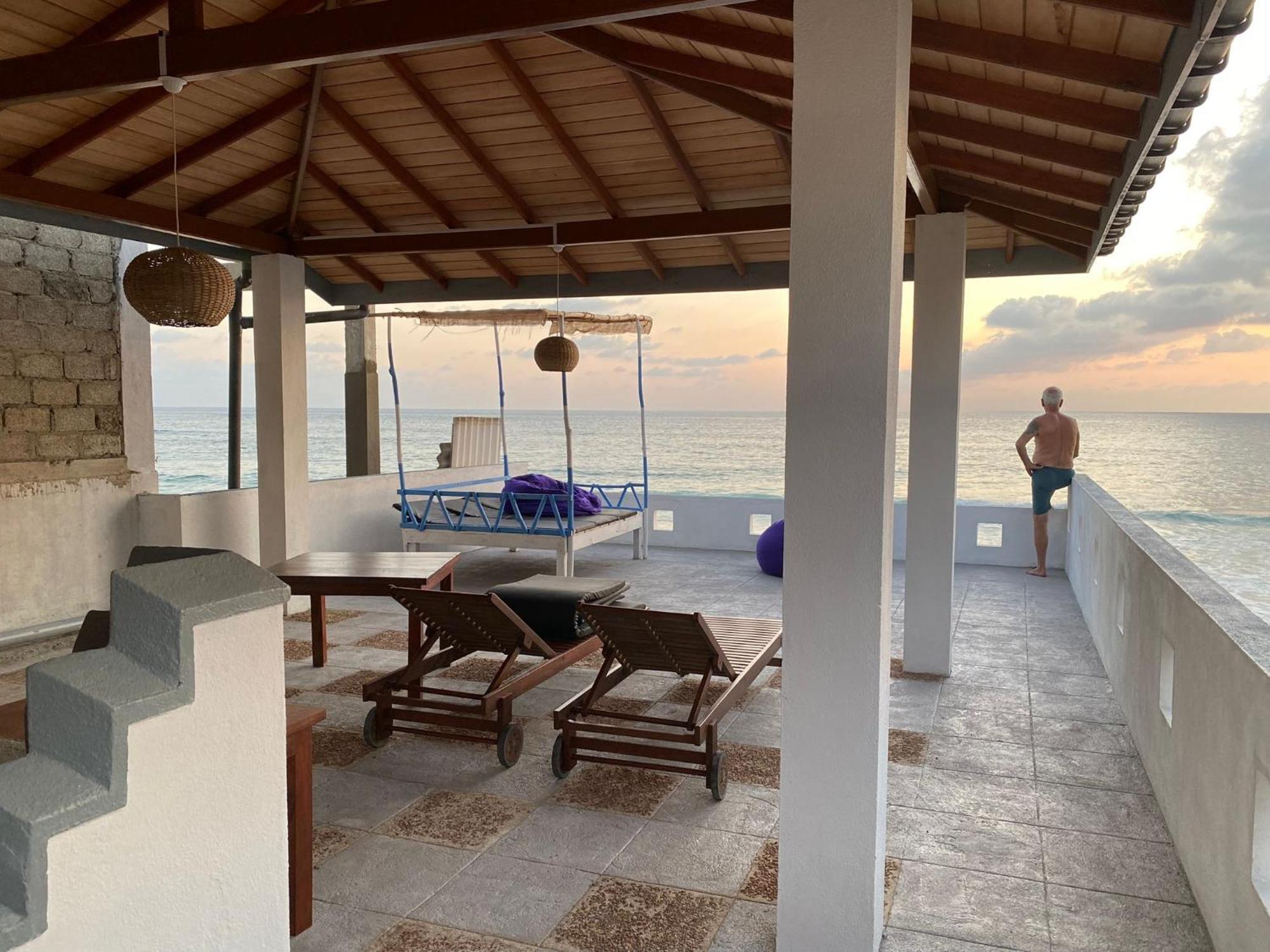 Blue Ocean Villa Hikkaduwa Eksteriør billede