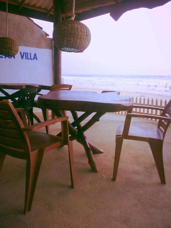 Blue Ocean Villa Hikkaduwa Eksteriør billede